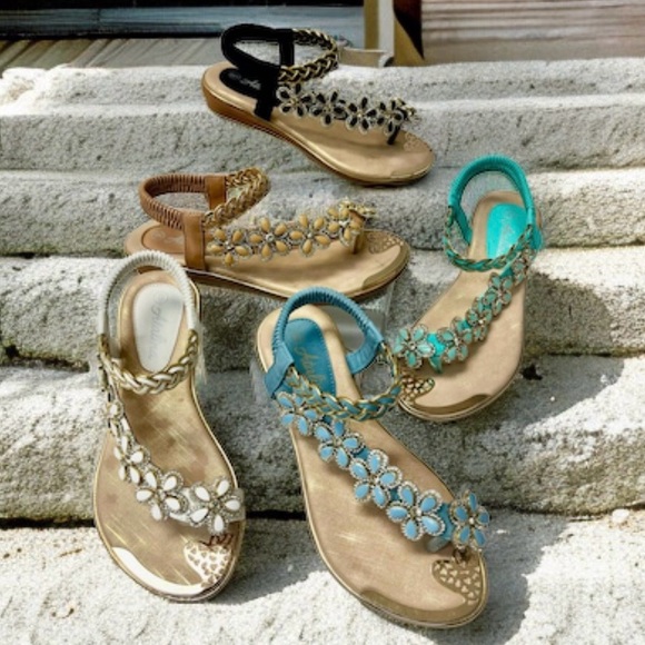 Restocked Italina / Atalina Toe Ring White Floral Rhinestone Daisy Sandal - Picture 11 of 11